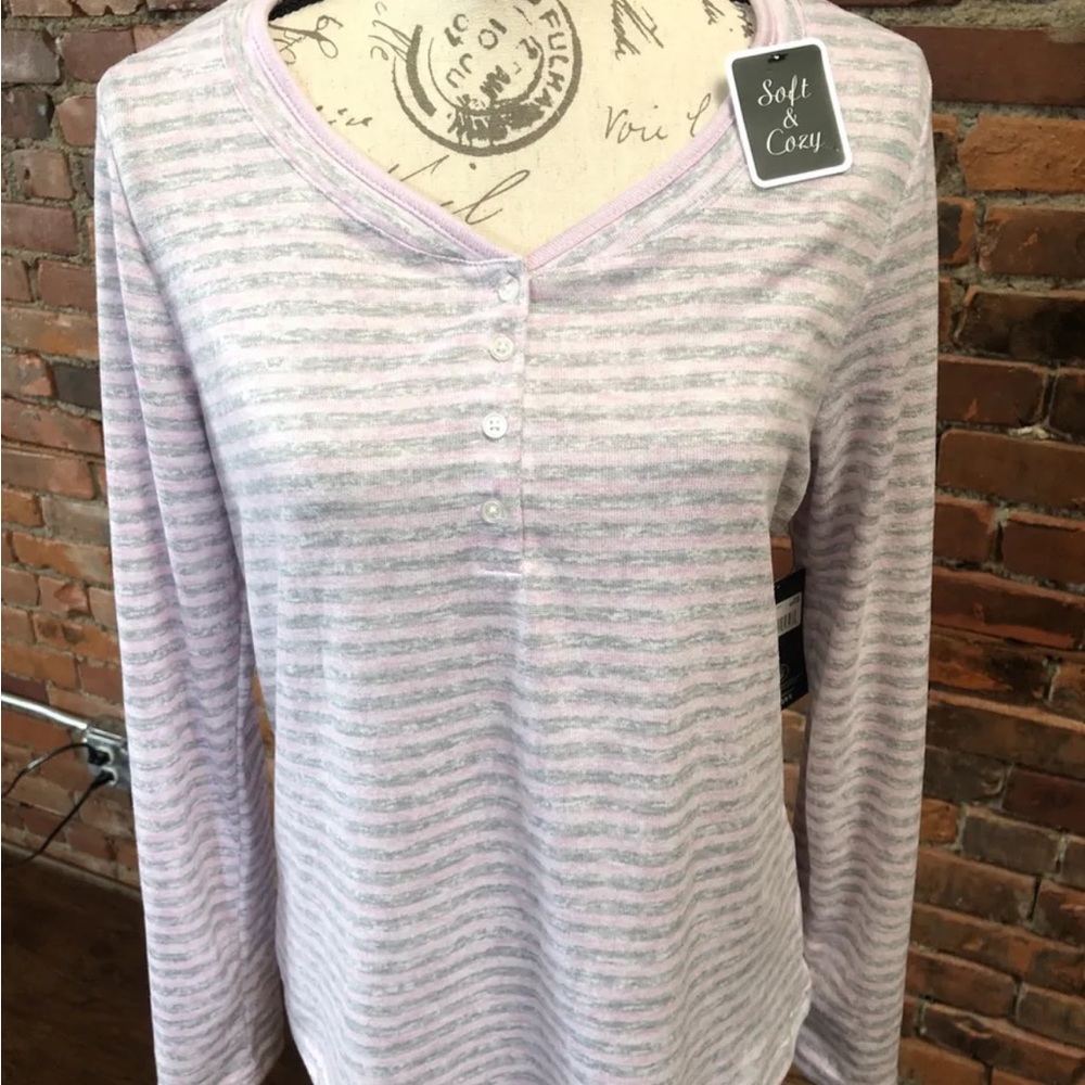 Laura ashley cozy Womens medium pink/grey striped pajamas .. so soft!! - Picture 4 of 6